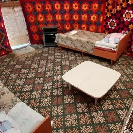 Guesthouse Kishimzhan Talas Екстер'єр фото