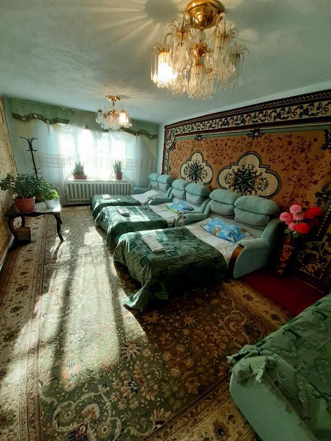 Guesthouse Kishimzhan Talas Екстер'єр фото
