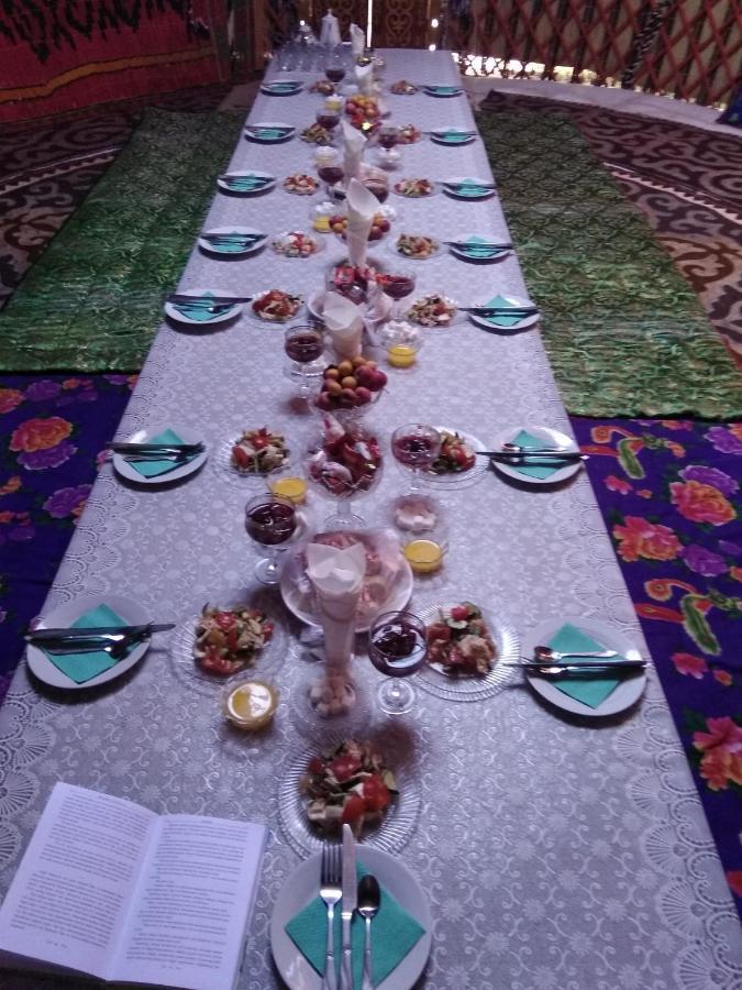 Guesthouse Kishimzhan Talas Екстер'єр фото